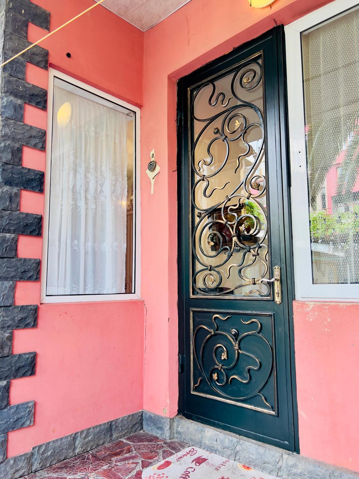 Apartment Maisi Batumi Ngoại thất bức ảnh